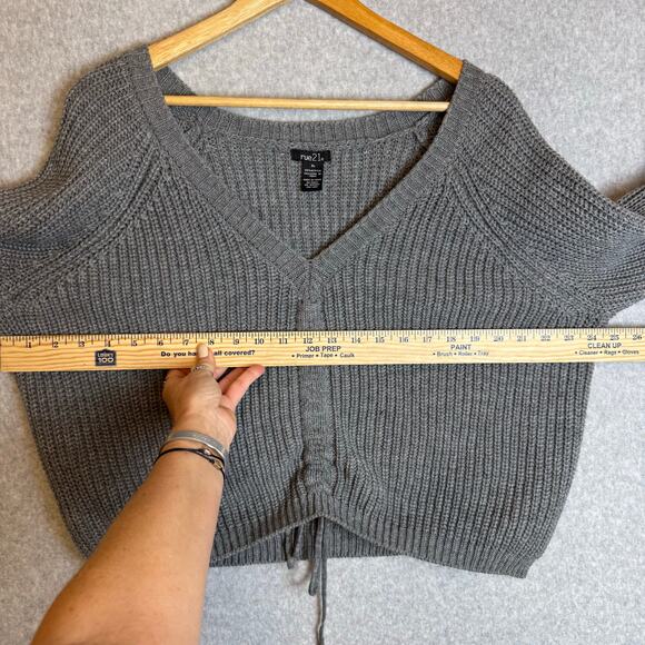Y2K rue21 Coquette V-Neck Sweater Womens XL Gray Cinched Fairy Balletcore Cozy - Picture 4 of 9